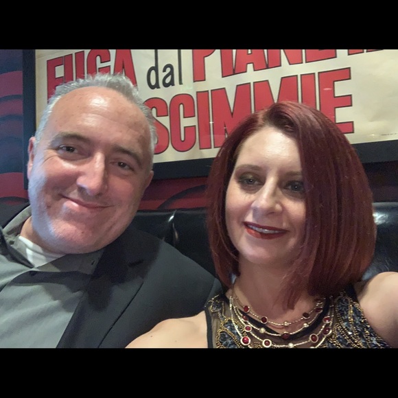 Meet your Posher, Lisa - Picture 2 of 3